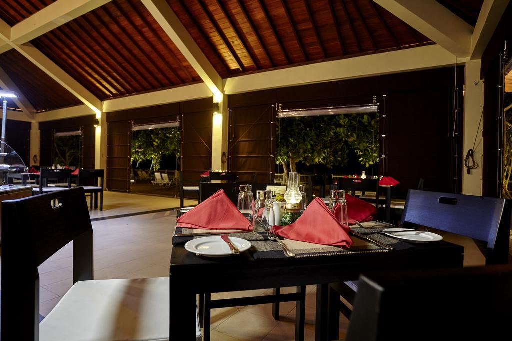 Turyaa Kalutara Hotell Exteriör bild