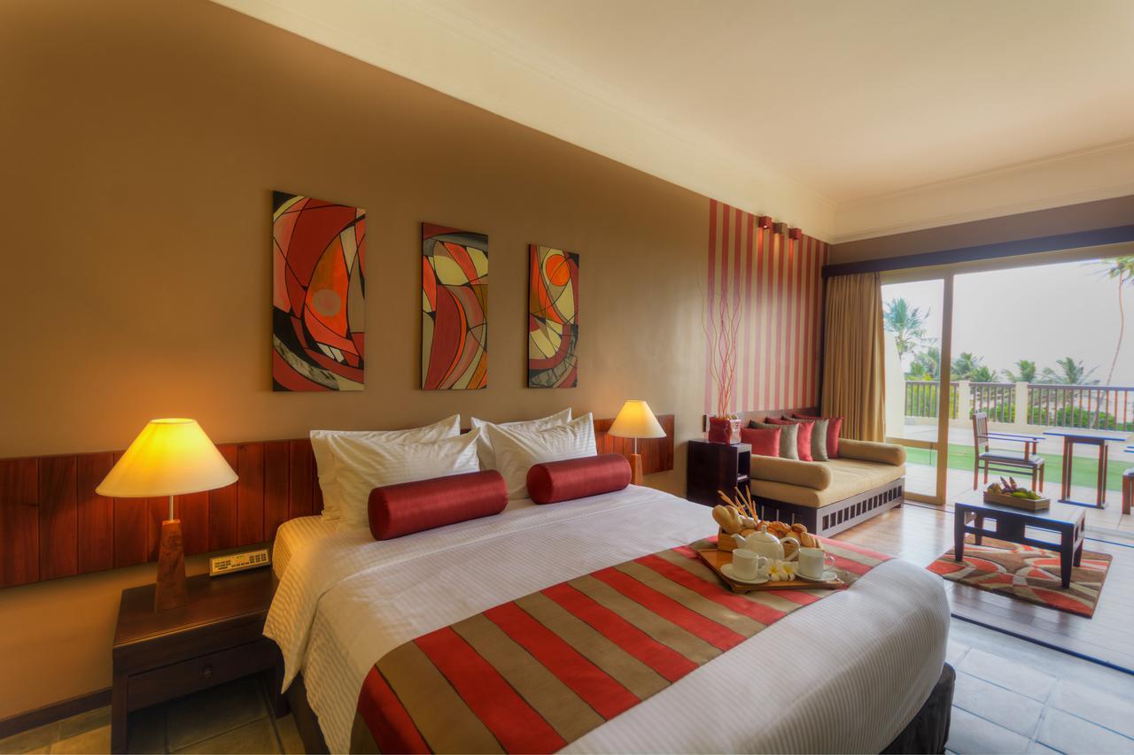 Turyaa Kalutara Hotell Exteriör bild