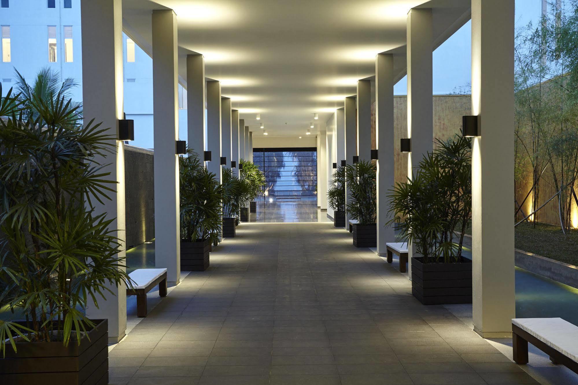 Turyaa Kalutara Hotell Exteriör bild