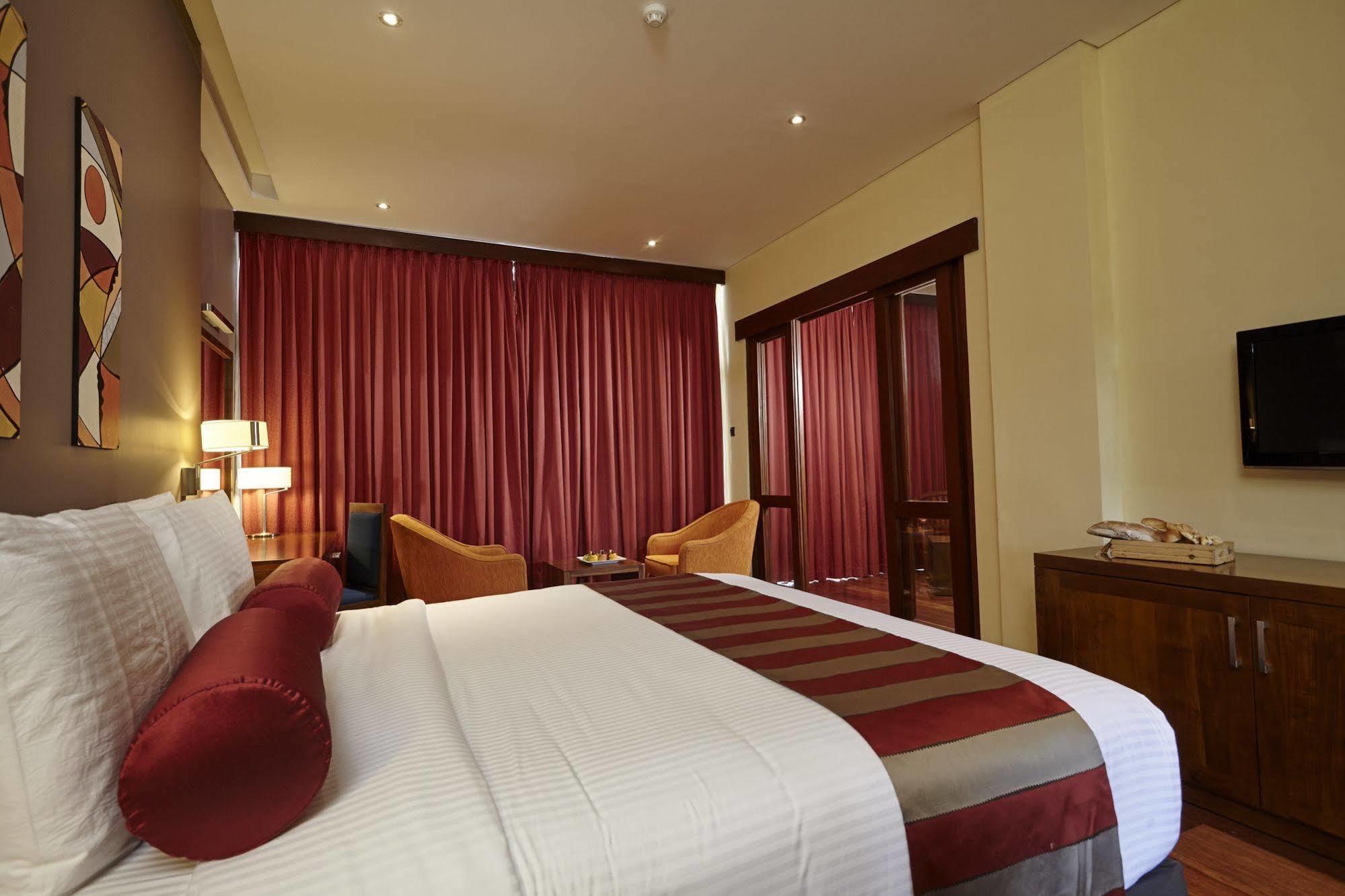 Turyaa Kalutara Hotell Exteriör bild