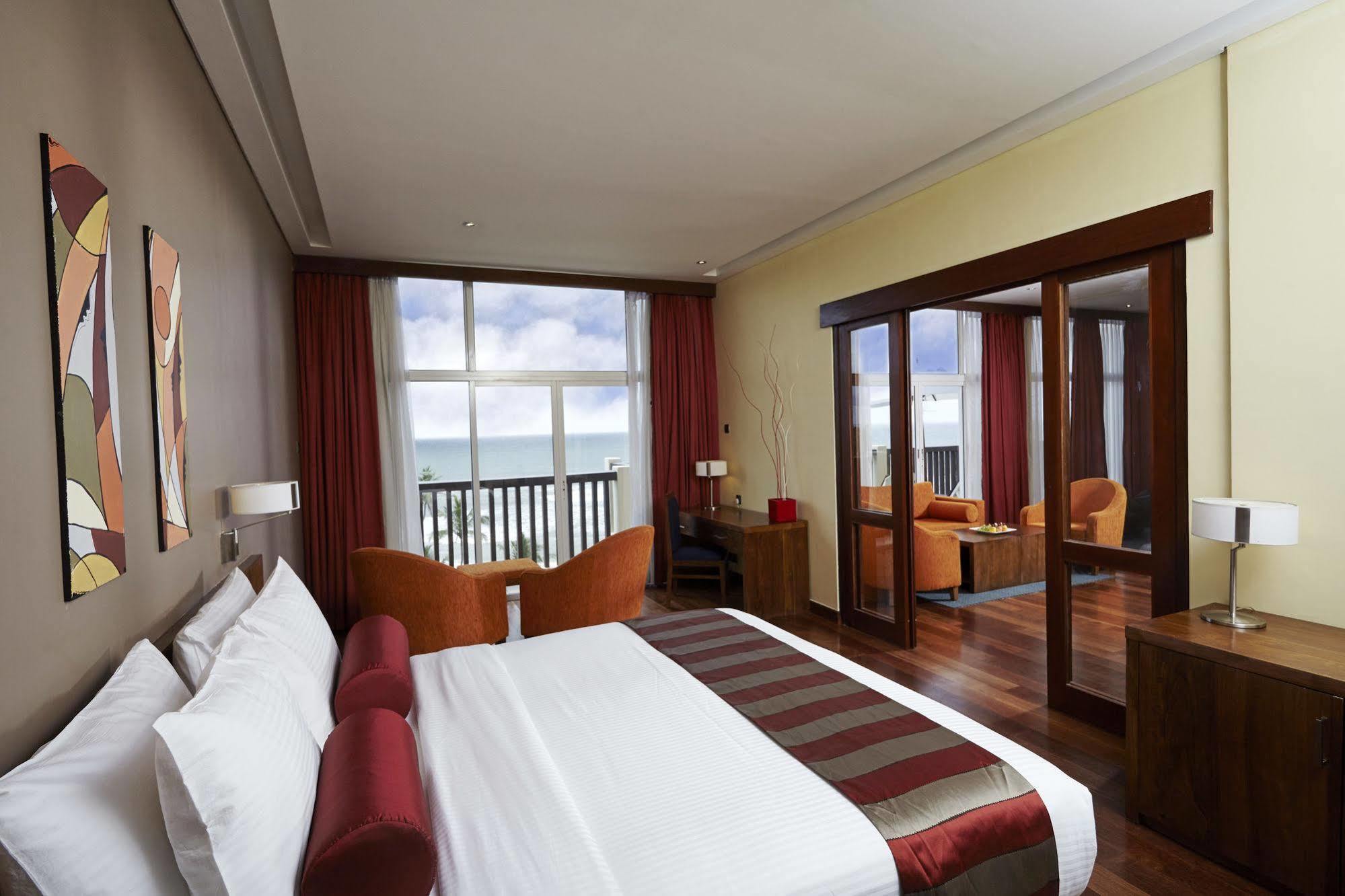 Turyaa Kalutara Hotell Exteriör bild